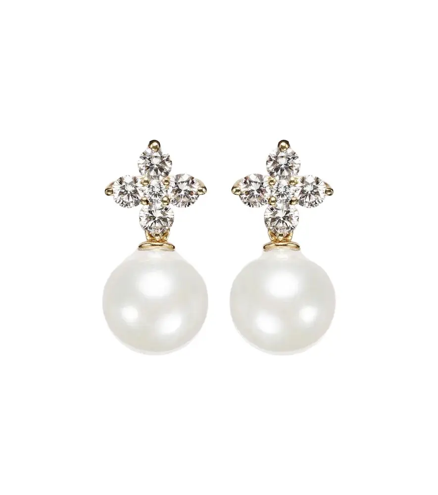 Bucherer Fine Jewellery Bloom 18kt gold earrings with pearls and diamonds | Image 1 Bucherer Fine Jewellery Bloom 18kt gold earrings with pearls and diamonds | Image 1