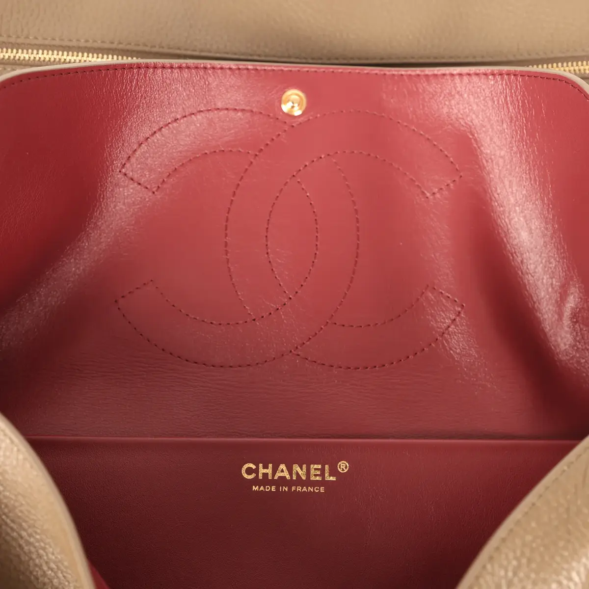 Chanel Chanel Maxi "Souplissimo" Small Flap Bag Brown Grained Calfskin Gold Hardware | Thumbnail 11