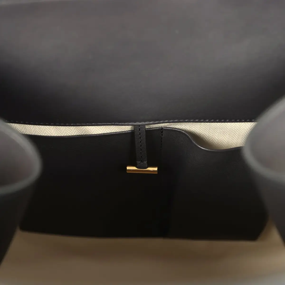 The Row The Row Soft Margaux 17 Bag Black Saddle Gold Hardware | Thumbnail 10