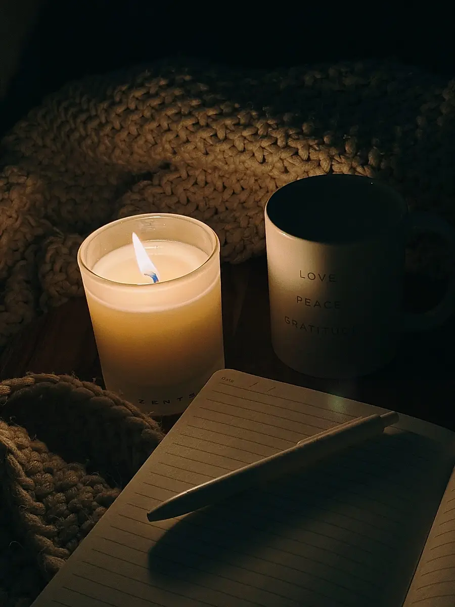 Zents Fig Aromatic Candle | Thumbnail 2 Zents Fig Aromatic Candle | Thumbnail 2