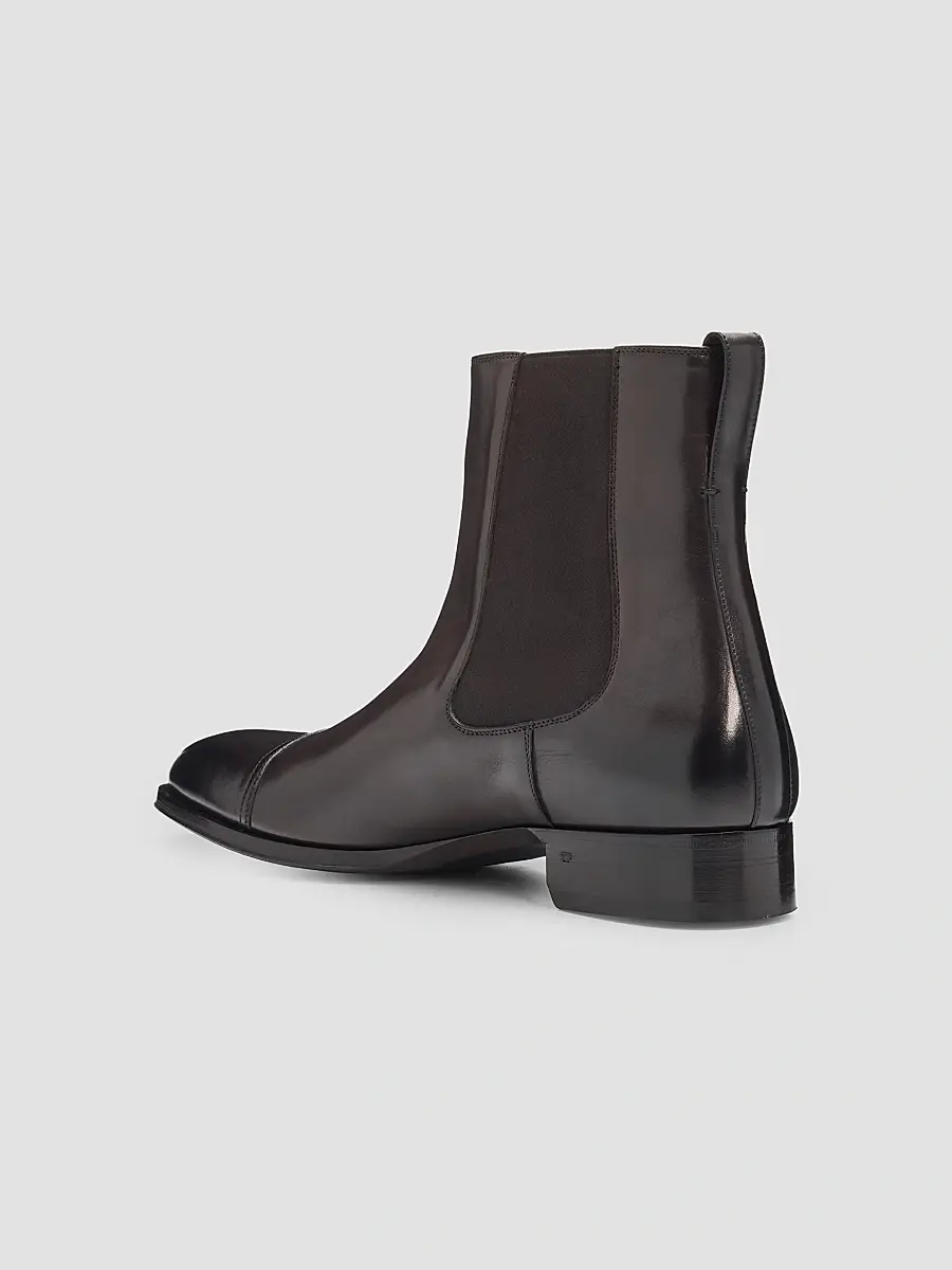 Tom Ford Men's Elkan Burnished Leather Chelsea Boots | Thumbnail 2 Tom Ford Men's Elkan Burnished Leather Chelsea Boots | Thumbnail 2