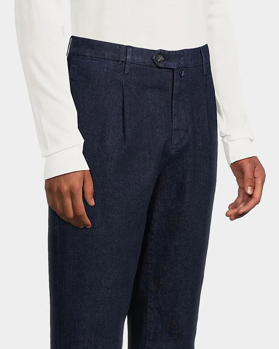Sartorio Men's Pleated Stretch Cotton Denim Trousers | Thumbnail 5
