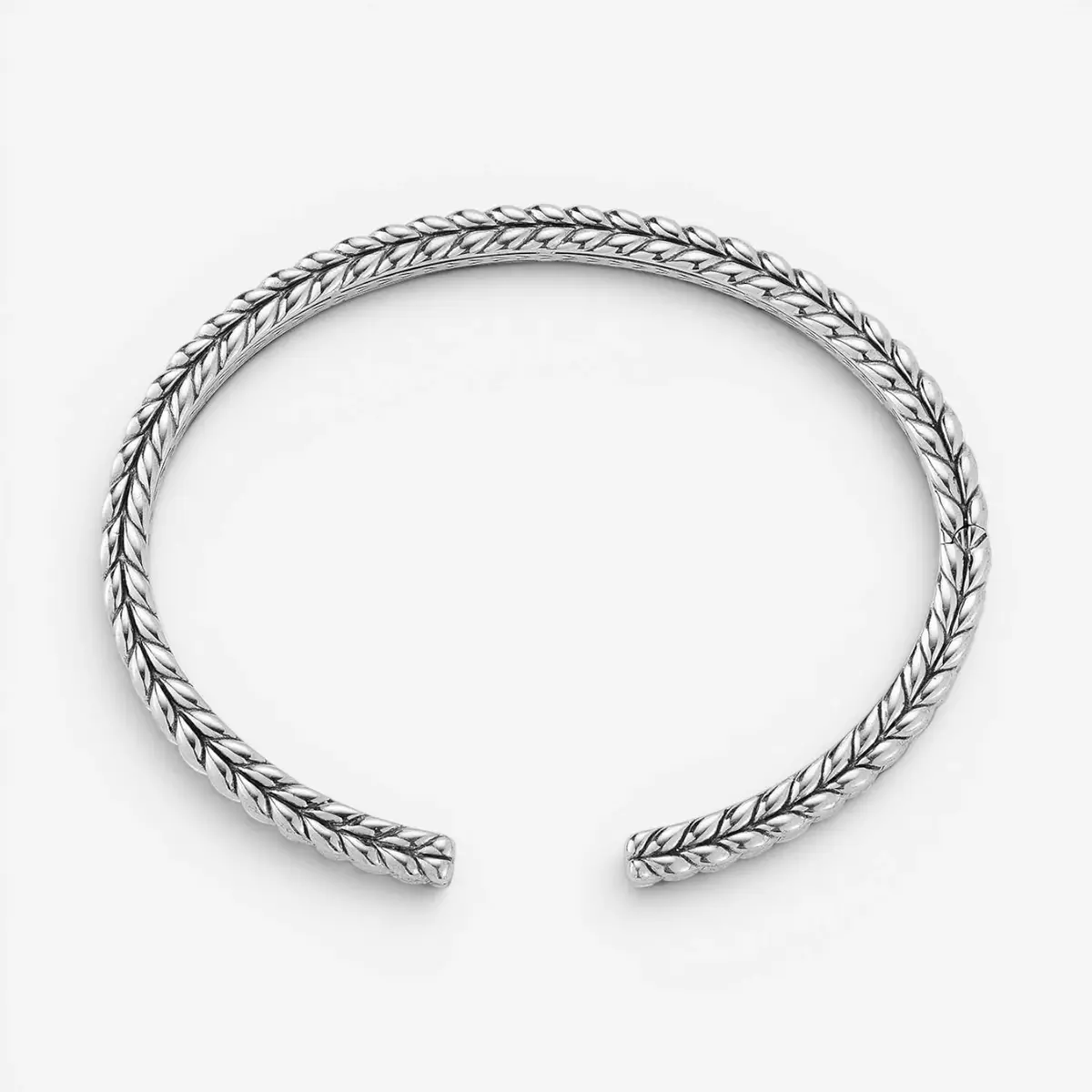 JAI JAI Sterling Silver Textured Men's Cuff Bracelet JJH5020MB - M by The Solist | Thumbnail 4 JAI JAI Sterling Silver Textured Men's Cuff Bracelet JJH5020MB - M by The Solist | Thumbnail 4