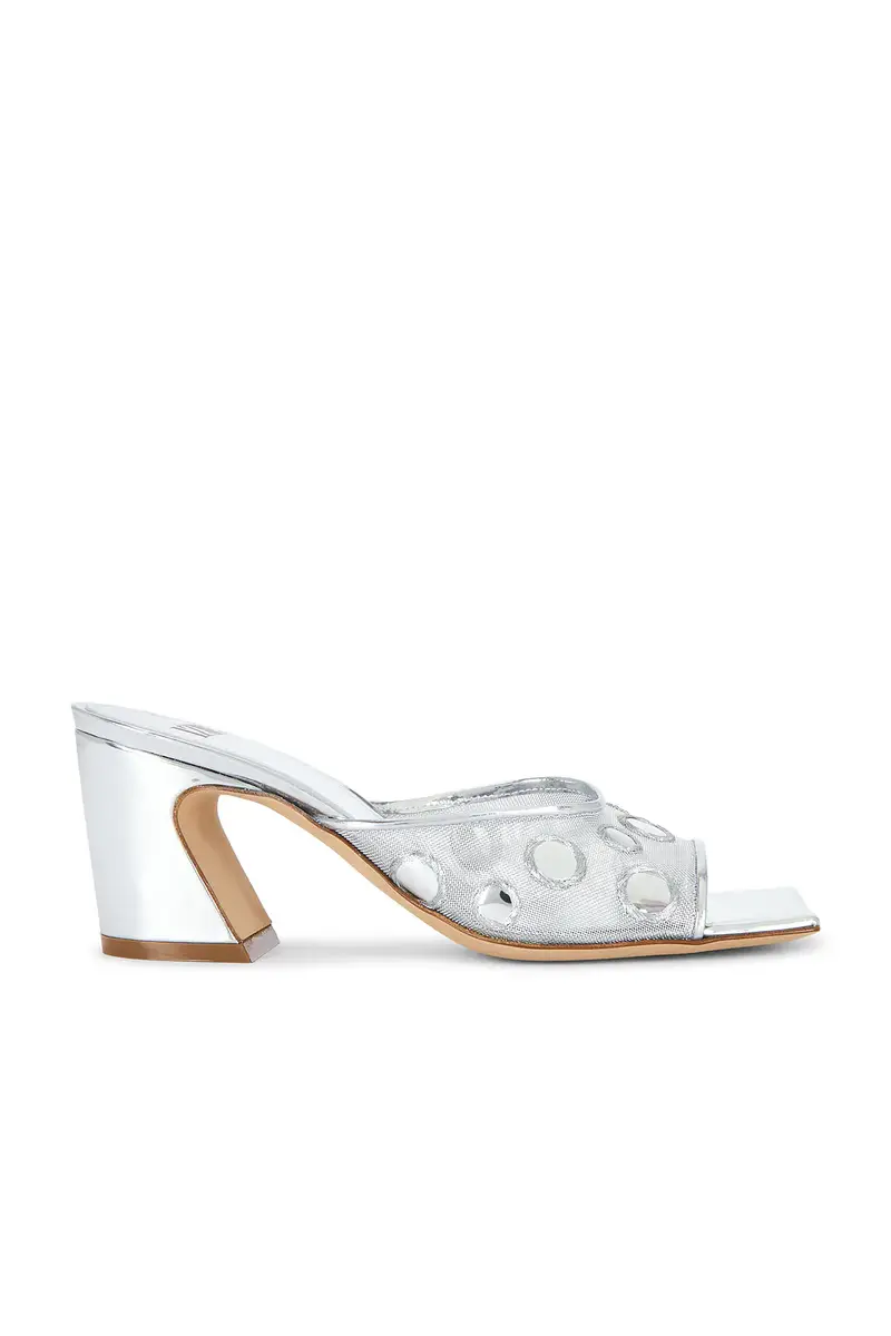 IZIE Chester Mule | Image 1 IZIE Chester Mule | Image 1