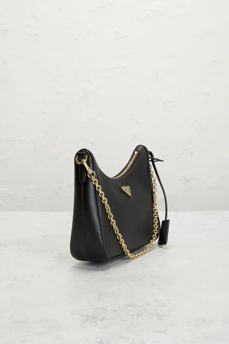 Prada Saffiano Re-Edition 2005 Shoulder Bag | Thumbnail 4 Prada Saffiano Re-Edition 2005 Shoulder Bag | Thumbnail 4