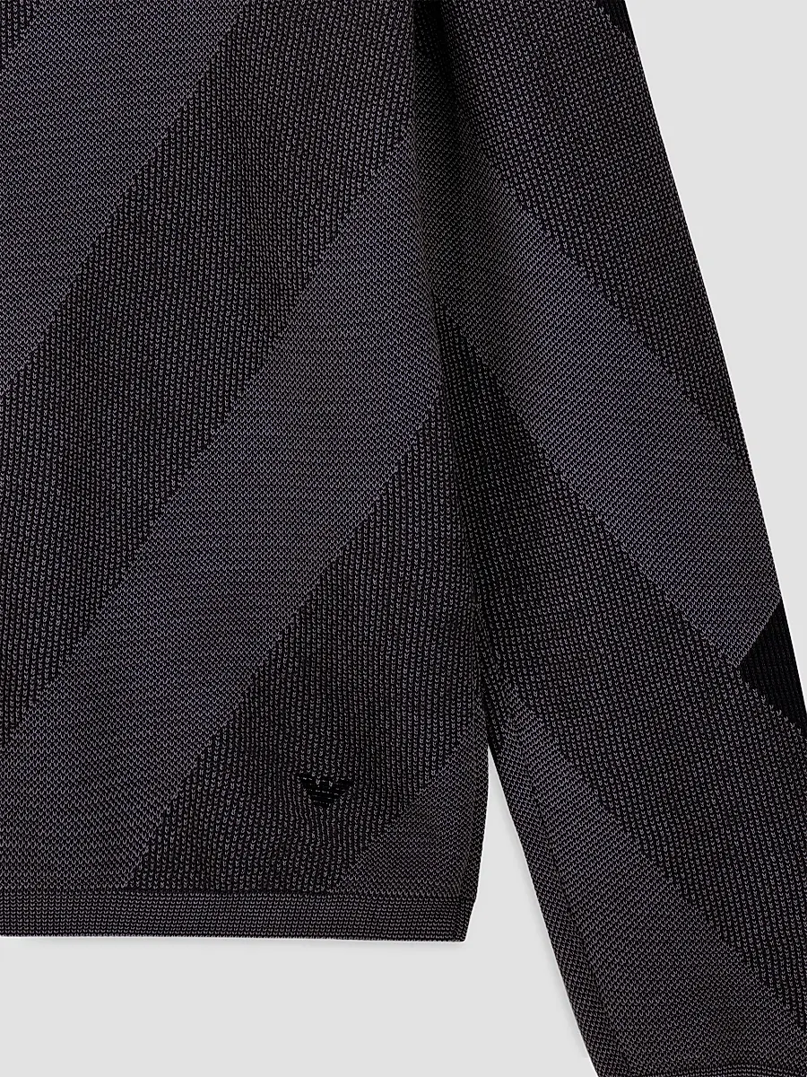 Emporio Armani Men's Cotton Chevron Jacquard Crewneck Sweater | Thumbnail 3