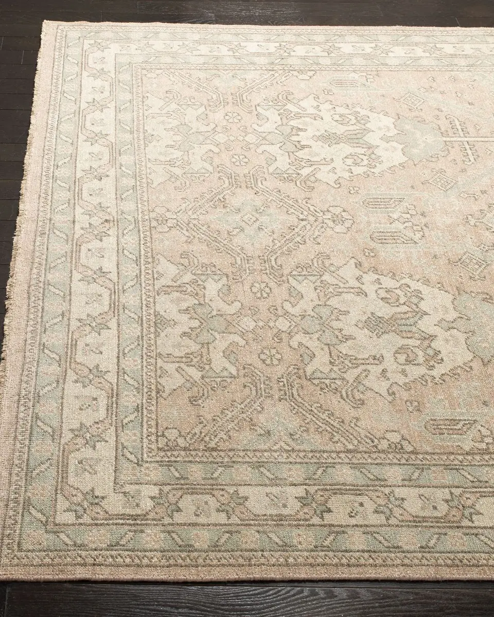 Safavieh Louie Hand-Knotted Rug | Thumbnail 2