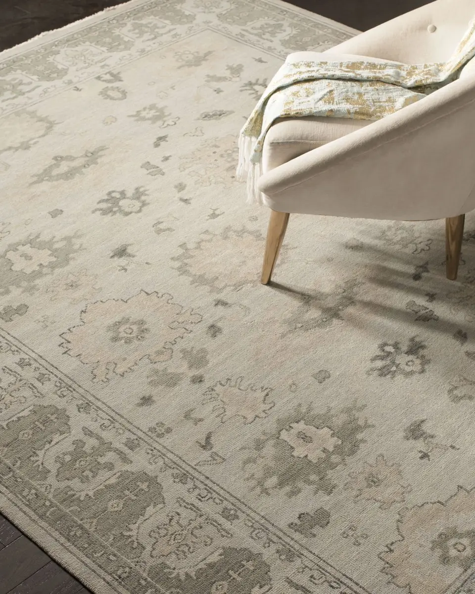 Safavieh Dashiell Hand-Knotted Oushak Rug | Thumbnail 2 Safavieh Dashiell Hand-Knotted Oushak Rug | Thumbnail 2