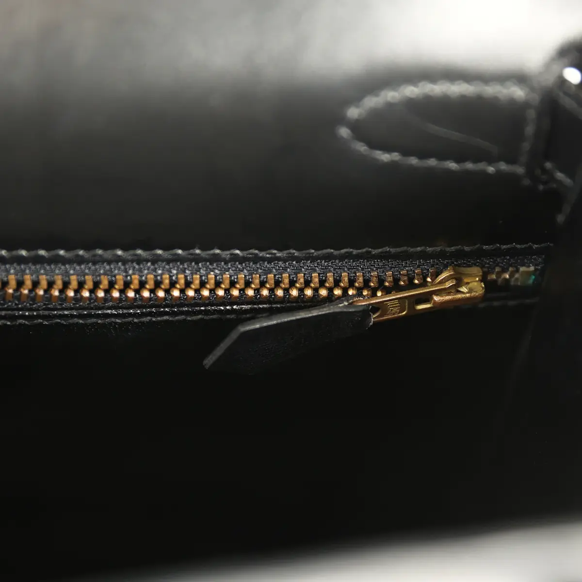 HERMÈS Vintage Hermes Kelly Sellier 28 Black Box Gold Hardware | Thumbnail 9