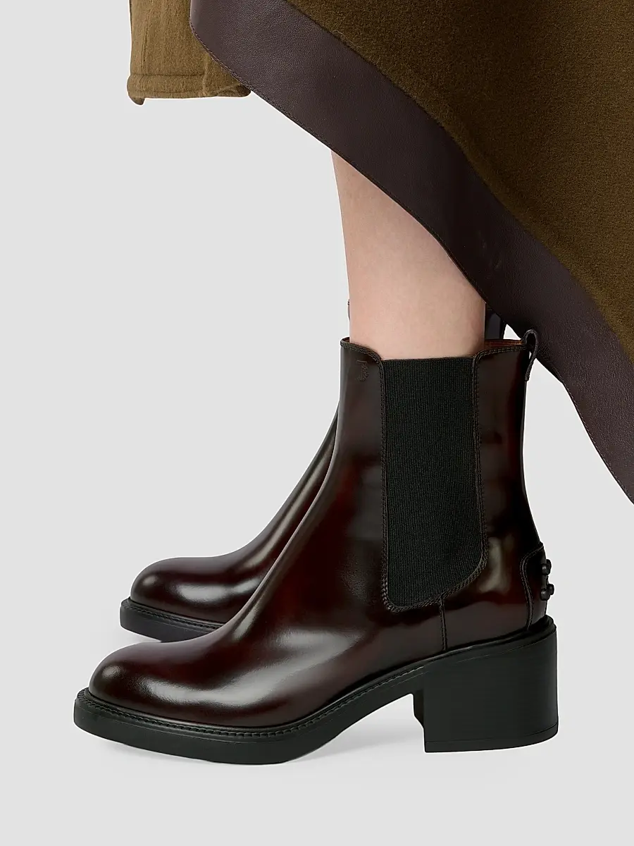 Tod's Women's 60MM Leather Chelsea Boots | Thumbnail 2