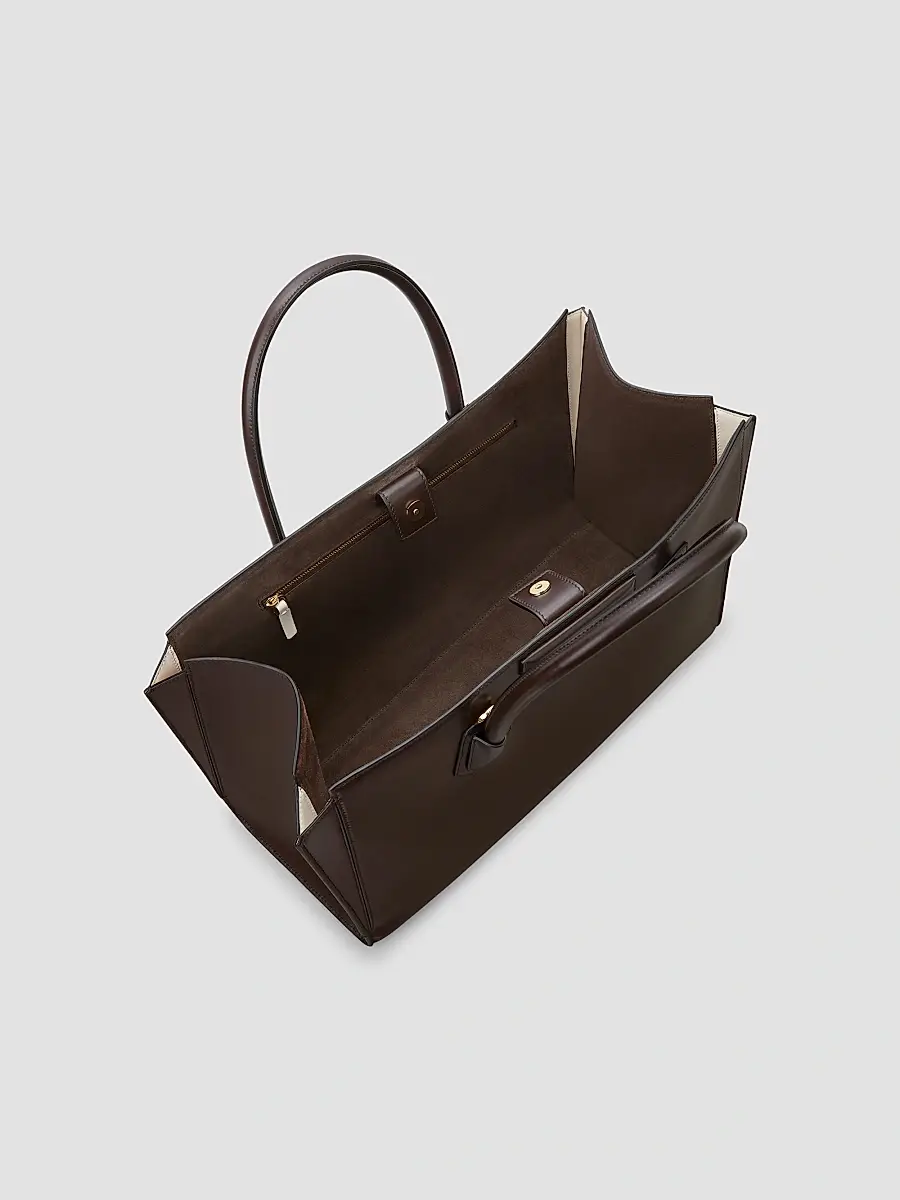 Givenchy Women's Medium Antigona Catchall Top Handle Bag in Shiny Grained Leather | Thumbnail 3 Givenchy Women's Medium Antigona Catchall Top Handle Bag in Shiny Grained Leather | Thumbnail 3