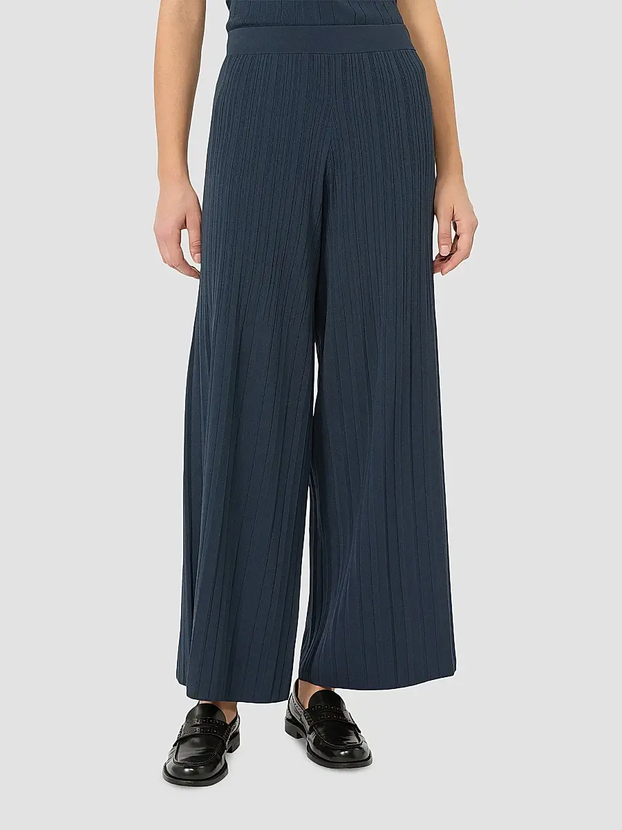 Weekend Max Mara Women's Plisse Pleated Viscose Yarn Trousers | Thumbnail 3 Weekend Max Mara Women's Plisse Pleated Viscose Yarn Trousers | Thumbnail 3