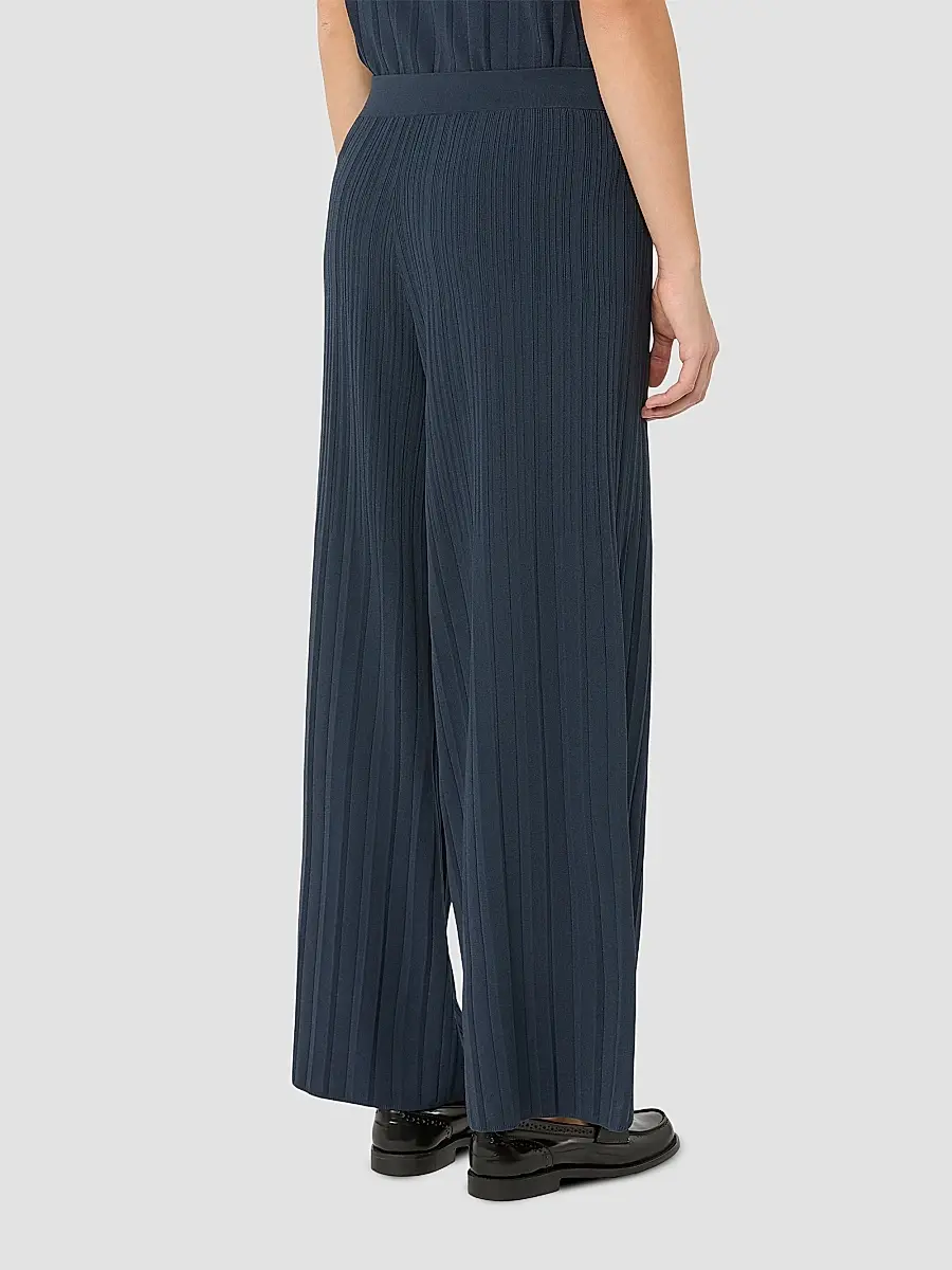 Weekend Max Mara Women's Plisse Pleated Viscose Yarn Trousers | Thumbnail 4 Weekend Max Mara Women's Plisse Pleated Viscose Yarn Trousers | Thumbnail 4