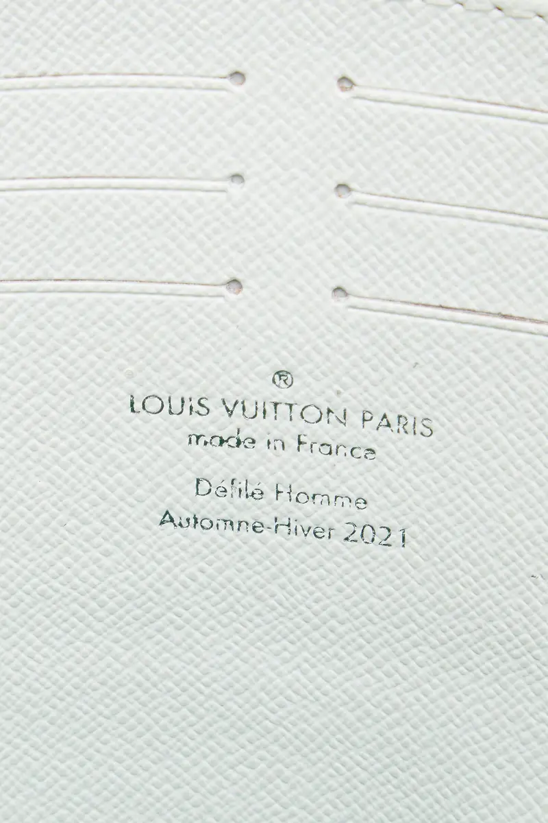 Louis Vuitton Vintage Monogram Everyday LV Pochette Voyage MM Pouch | Thumbnail 5 Louis Vuitton Vintage Monogram Everyday LV Pochette Voyage MM Pouch | Thumbnail 5