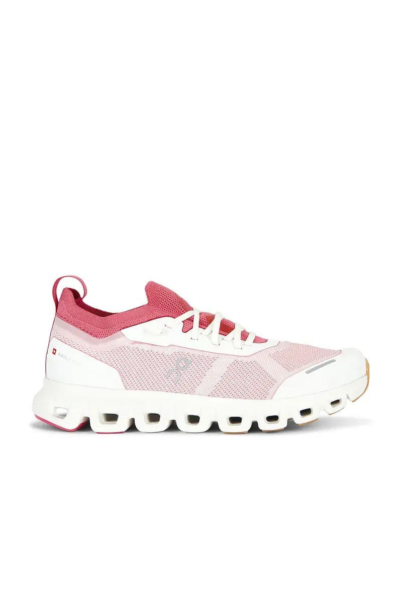ON Cloud 6 Versa Sneaker | Image 1 ON Cloud 6 Versa Sneaker | Image 1