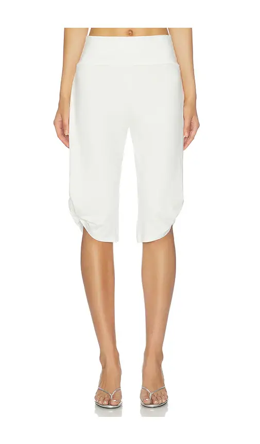 1XBLUE White Twist Capri | Thumbnail 2 1XBLUE White Twist Capri | Thumbnail 2