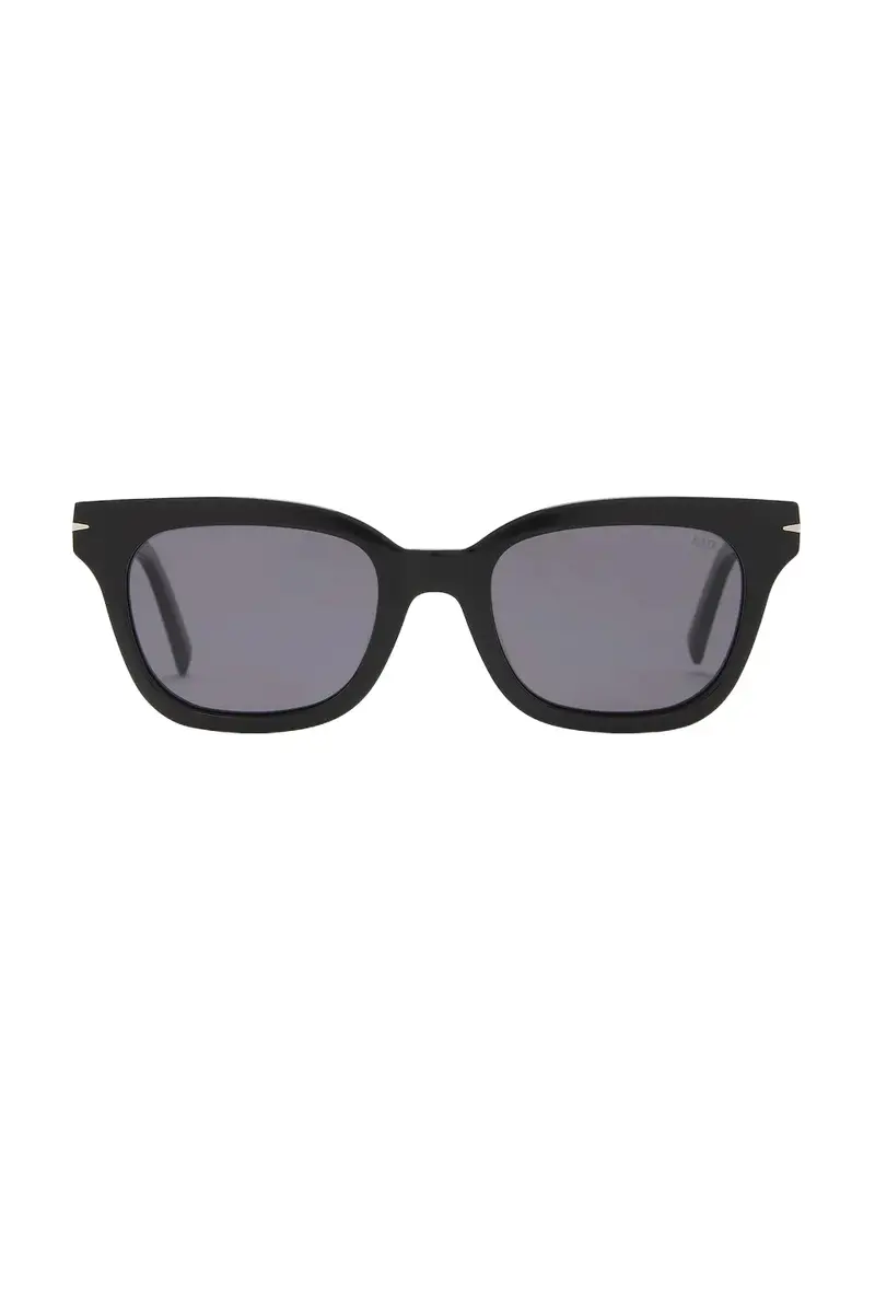 Noir Polarized Sunglasses