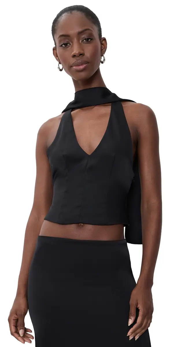 Lioness Front Row Halter Top Noir | Image 1 Lioness Front Row Halter Top Noir | Image 1