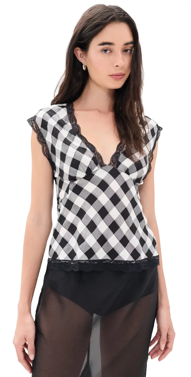 VRG GRL Flores Top | Image 1 VRG GRL Flores Top | Image 1