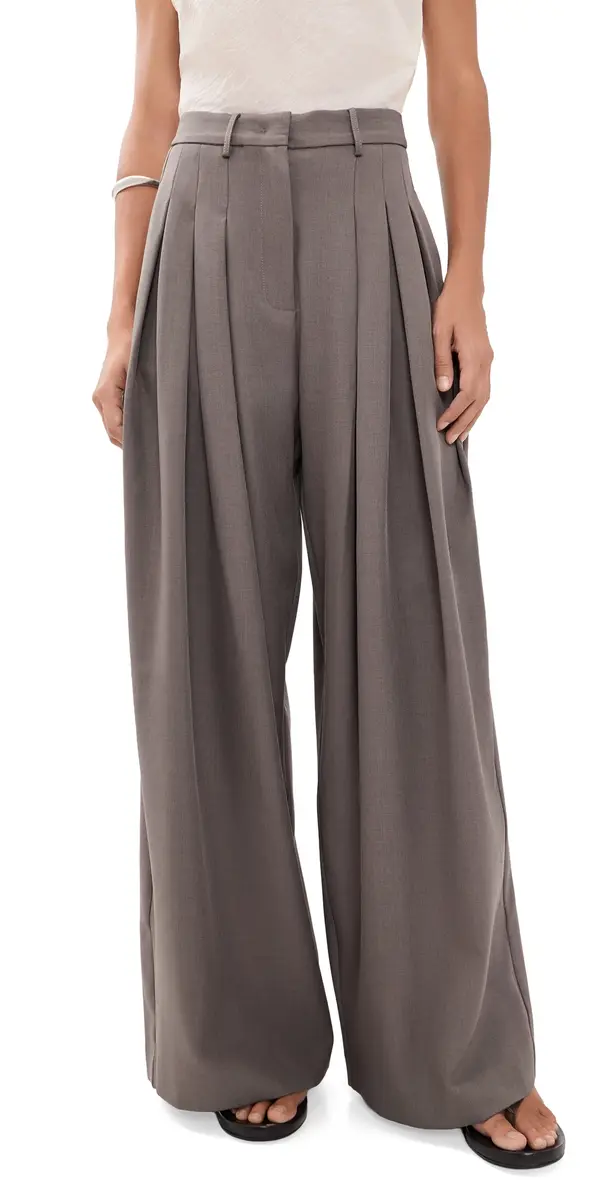MEIMEIJ Oversized Wide Leg Pleated Pants Fango | Image 1 MEIMEIJ Oversized Wide Leg Pleated Pants Fango | Image 1