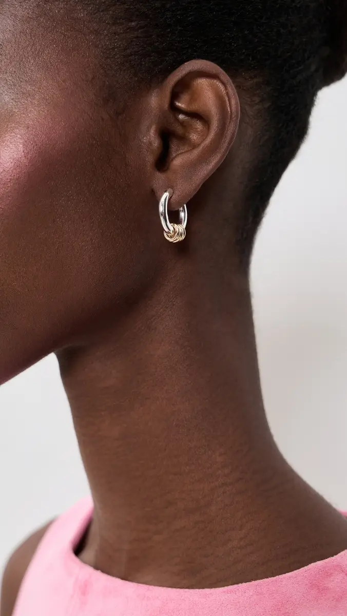 Madewell Triple Ring Huggie Hoop Earrings | Thumbnail 3