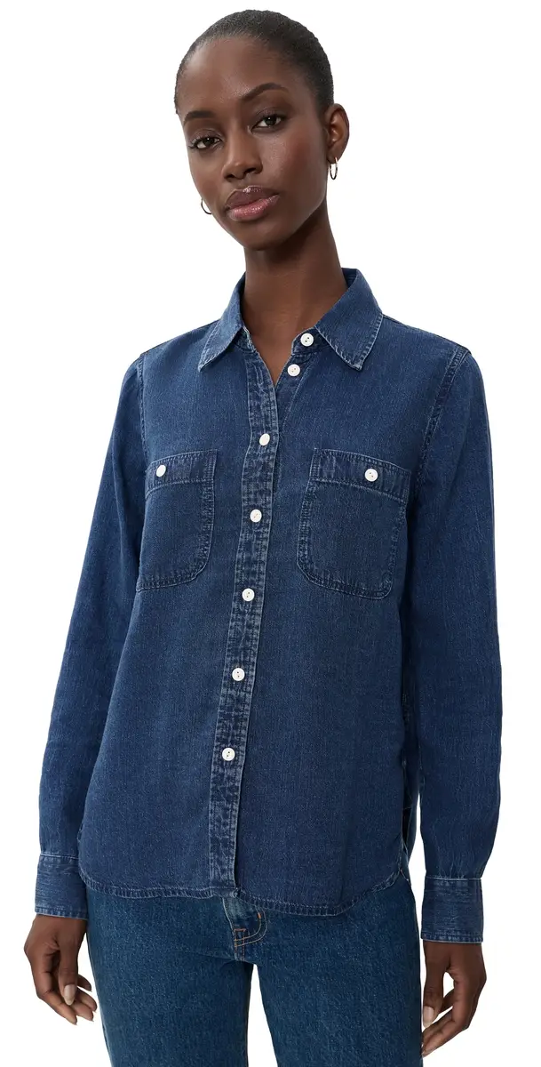 Faherty Tried & Truechambray Classic Buttondown Night agoon Wash | Image 1 Faherty Tried & Truechambray Classic Buttondown Night agoon Wash | Image 1