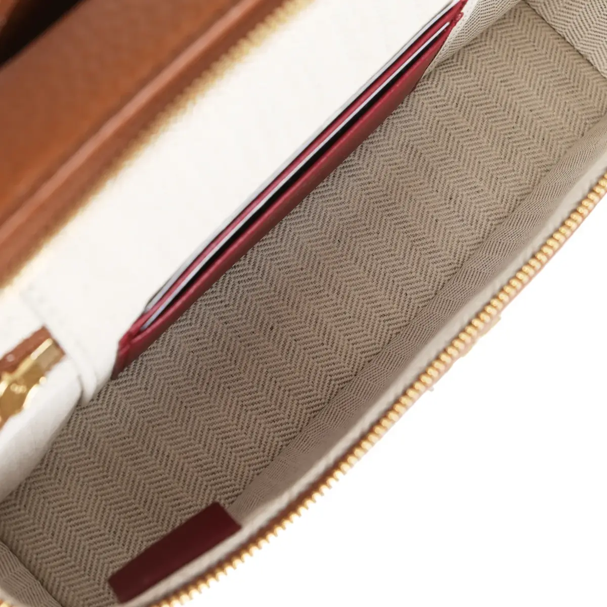 Chanel Chanel "Supple" Top Handle Long Vanity Case with Chain Camel Grained Calfskin Gold Hardware | Thumbnail 8