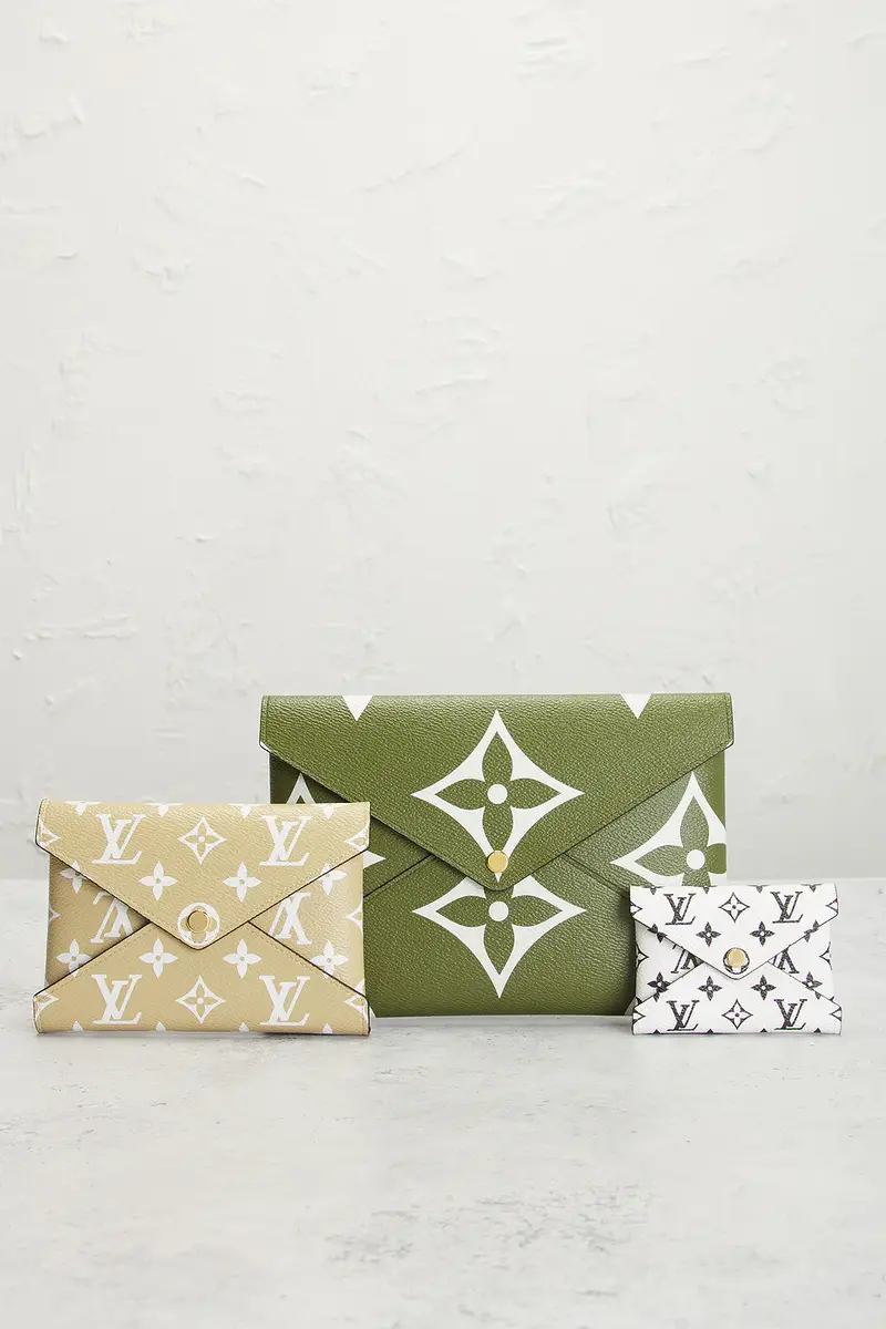 Louis Vuitton Monogram Giant Kirigami Pochette Set | Thumbnail 2