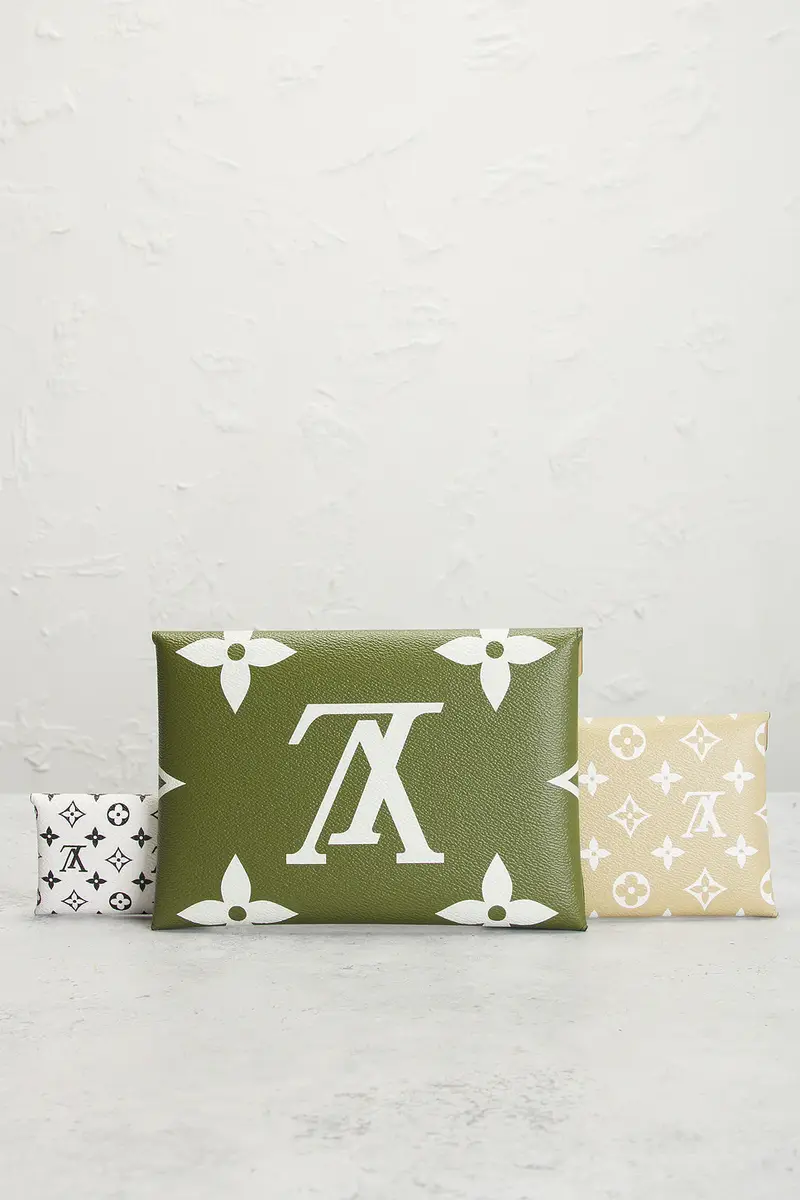 Louis Vuitton Monogram Giant Kirigami Pochette Set | Thumbnail 3