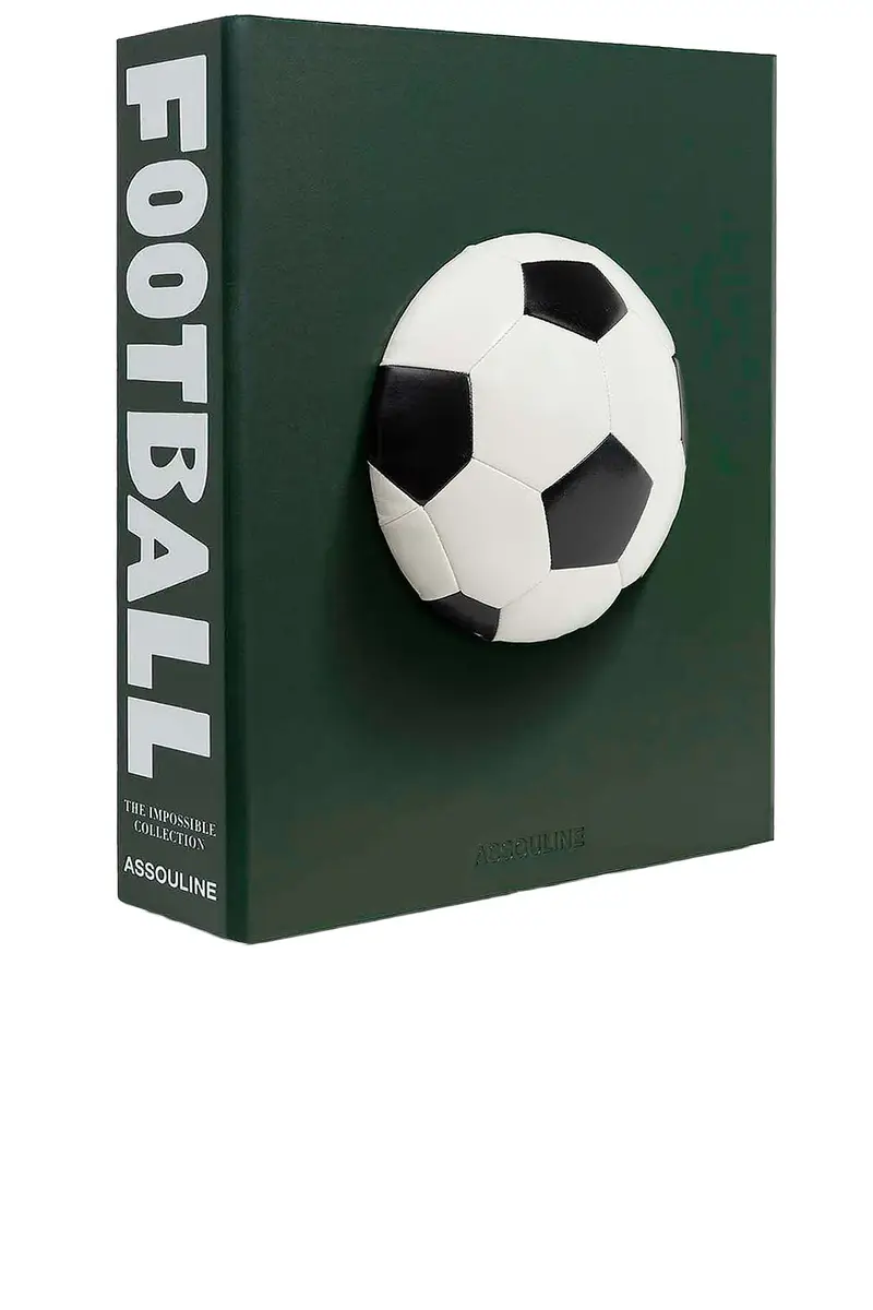 ASSOULINE Football The Impossible Collection: 100 Moments From The Beautiful Game | Thumbnail 2