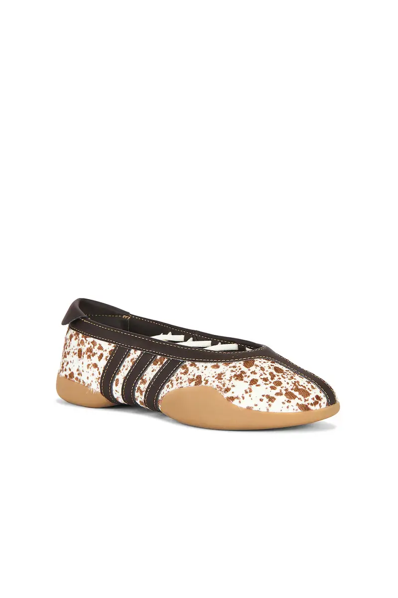 adidas Originals Taekwondo Mei Ballet Sneaker | Thumbnail 2 adidas Originals Taekwondo Mei Ballet Sneaker | Thumbnail 2