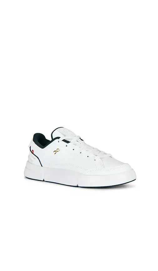 ON The Roger Centre Court Sneaker | Thumbnail 2