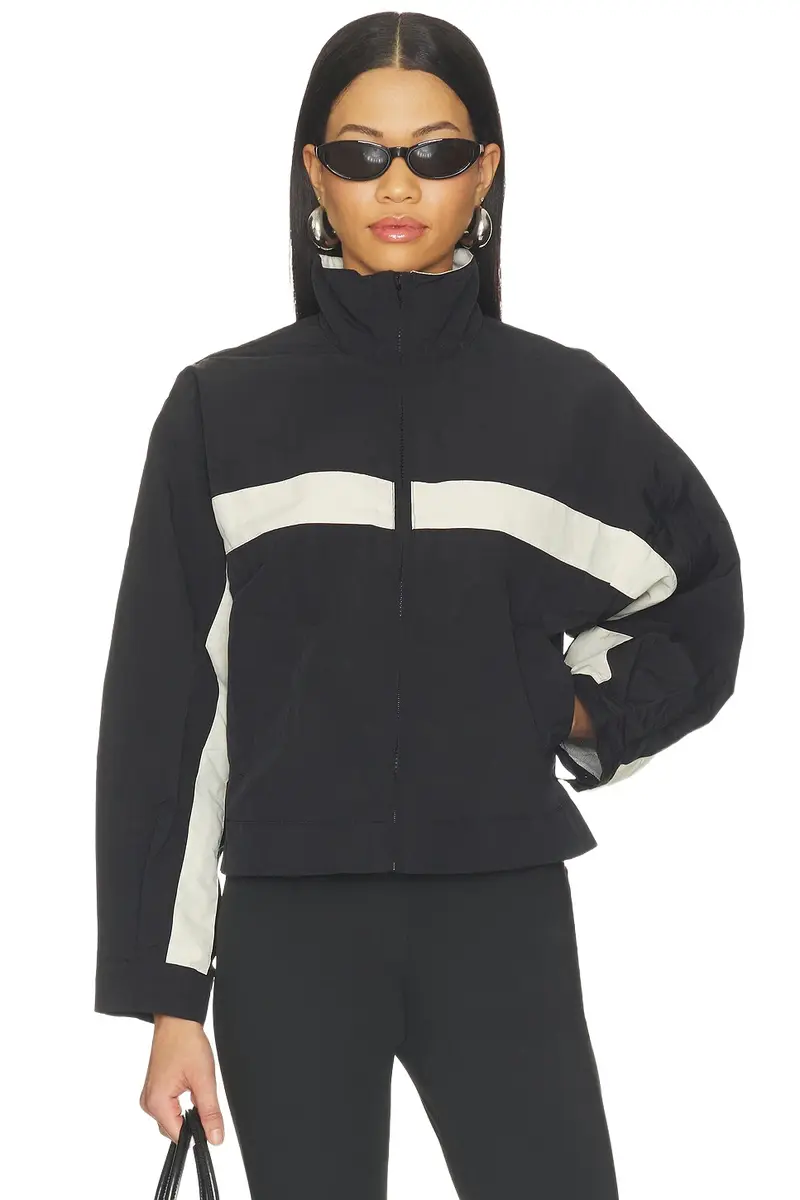 Essential Windbreaker Essential Windbreaker