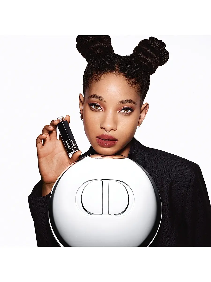 Dior Women's Addict Refillable Shine Lipstick | Thumbnail 6 Dior Women's Addict Refillable Shine Lipstick | Thumbnail 6