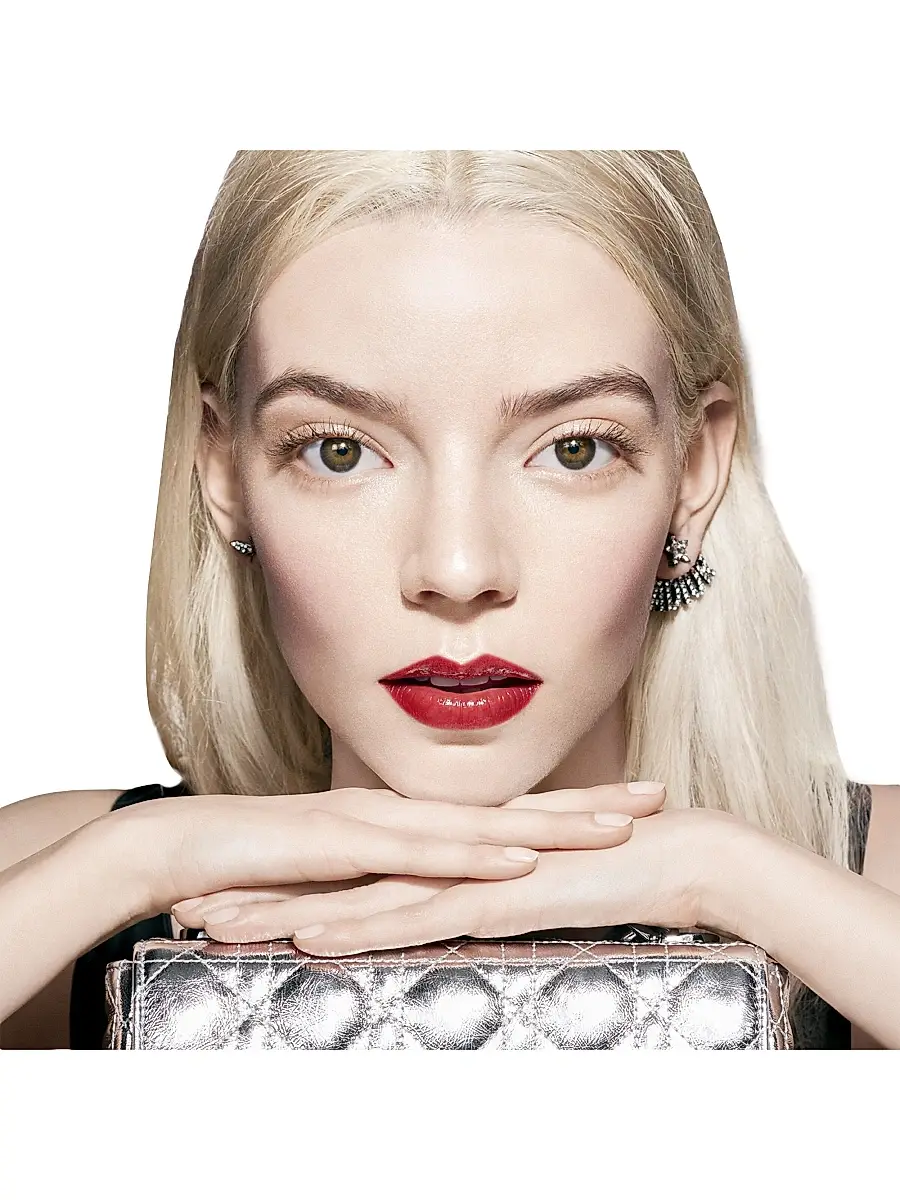 Dior Women's Addict Shine Lipstick Refill | Thumbnail 6 Dior Women's Addict Shine Lipstick Refill | Thumbnail 6