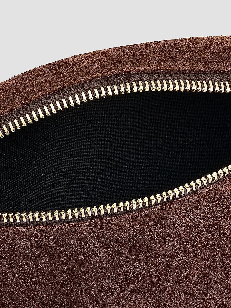 Il Bisonte Women's Oliveta Suede Adjustable Belt Bag | Thumbnail 3 Il Bisonte Women's Oliveta Suede Adjustable Belt Bag | Thumbnail 3