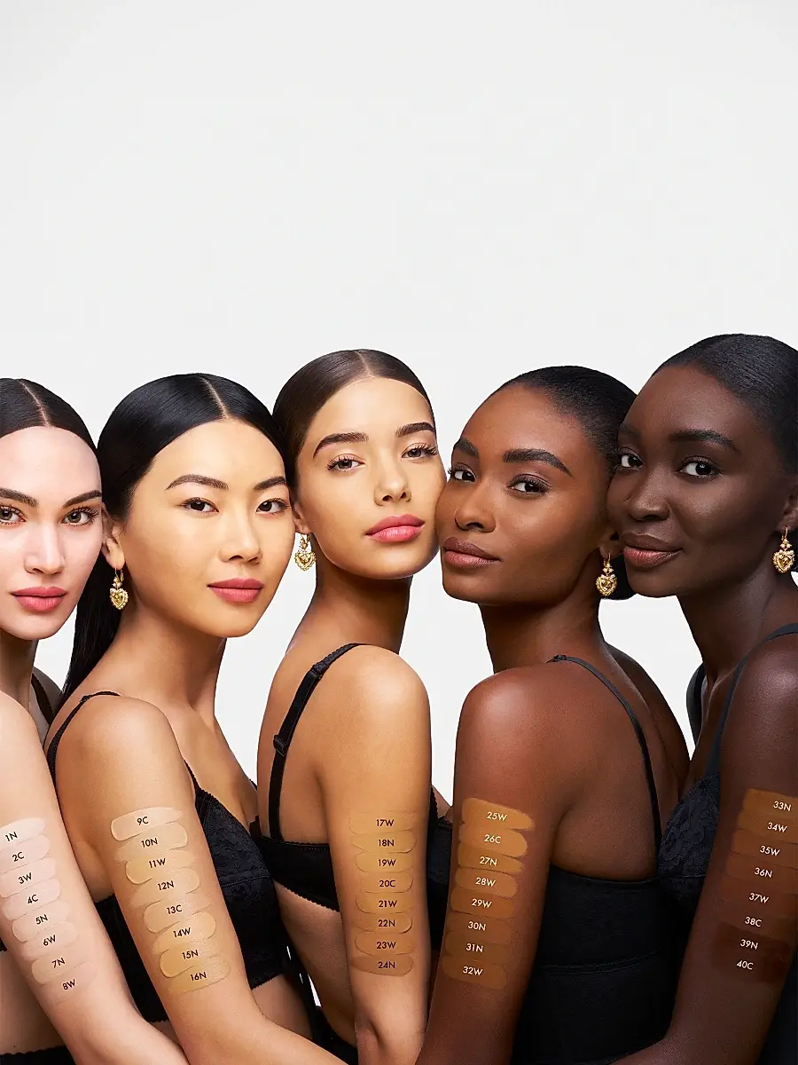 Dolce & Gabbana Women's Everlast Foundation | Image 1 Dolce & Gabbana Women's Everlast Foundation | Image 1