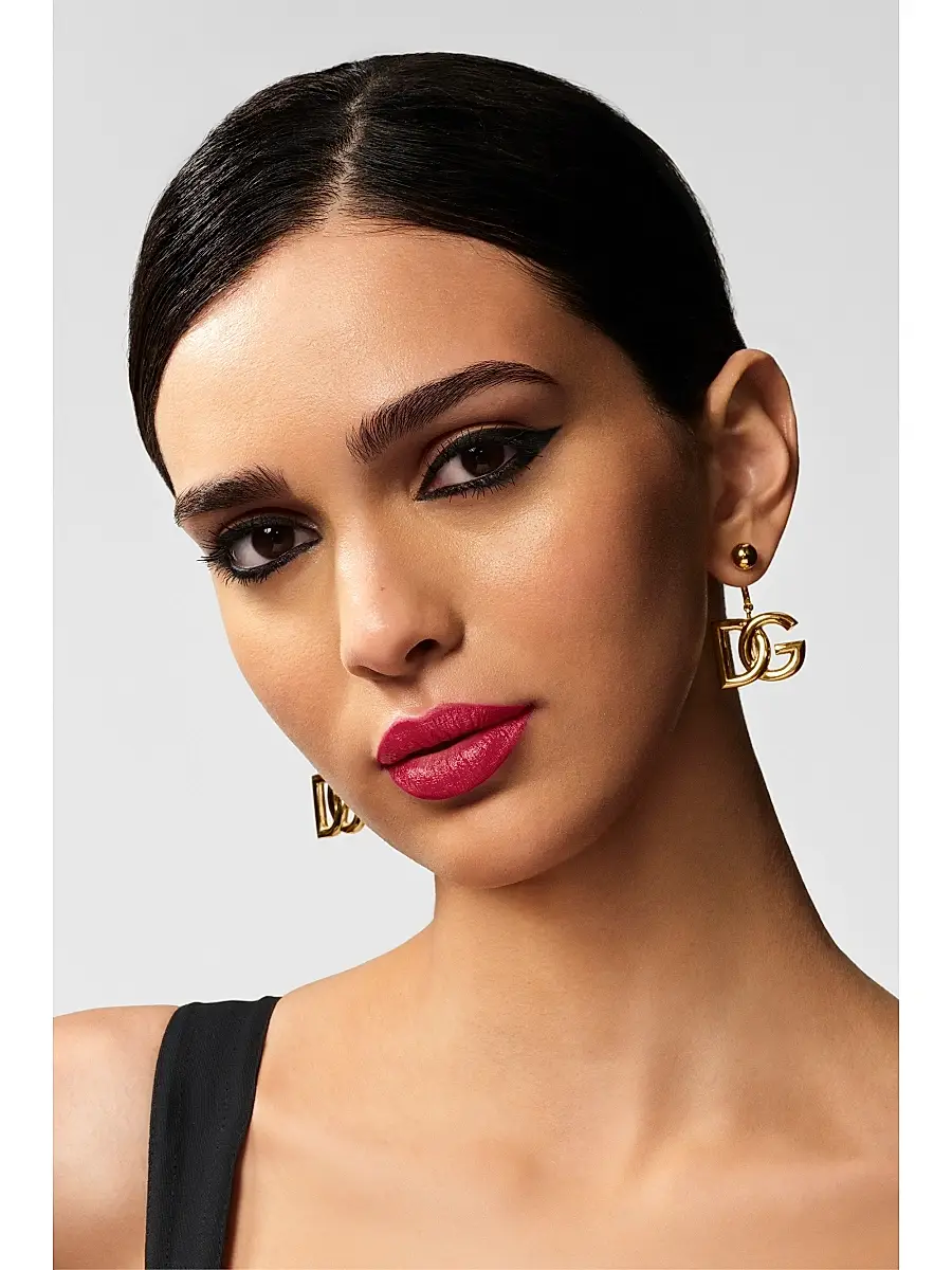 Dolce & Gabbana Women's Sleek Kohl Glider | Thumbnail 5 Dolce & Gabbana Women's Sleek Kohl Glider | Thumbnail 5