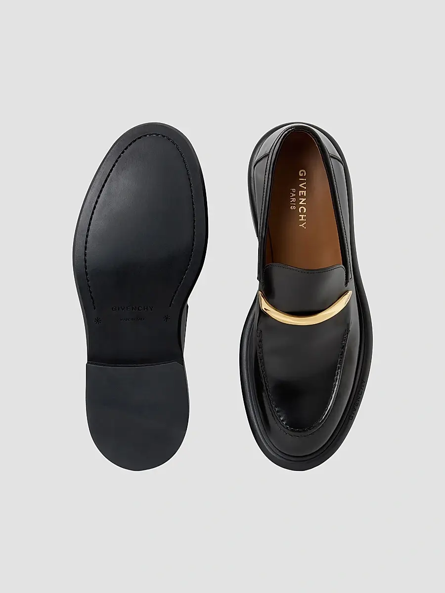 Givenchy Women's Pinch Loafers in Brushed Leather | Thumbnail 3 Givenchy Women's Pinch Loafers in Brushed Leather | Thumbnail 3