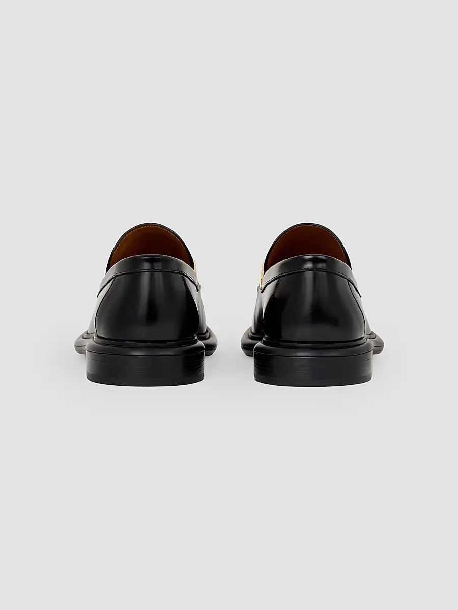 Givenchy Women's Pinch Loafers in Brushed Leather | Thumbnail 4 Givenchy Women's Pinch Loafers in Brushed Leather | Thumbnail 4