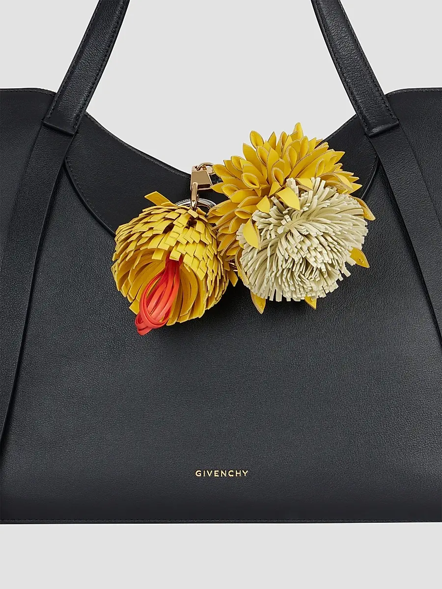 Givenchy Women's Bicolor Daisy Charm in Nappa Leather - Yellow Red | Thumbnail 4 Givenchy Women's Bicolor Daisy Charm in Nappa Leather - Yellow Red | Thumbnail 4