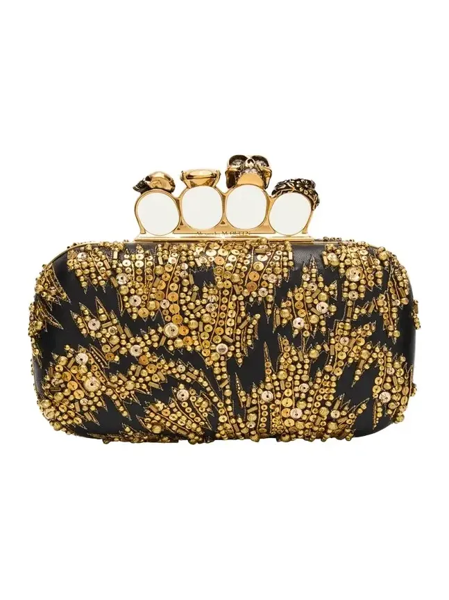 Skull Four Ring Embellished Clutch Bag Skull Four Ring Embellished Clutch Bag