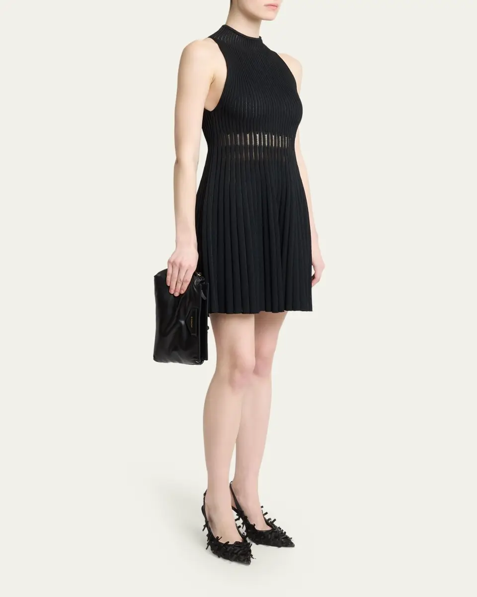 Givenchy Antigona Slouchy Clutch Bag in Leather | Thumbnail 5