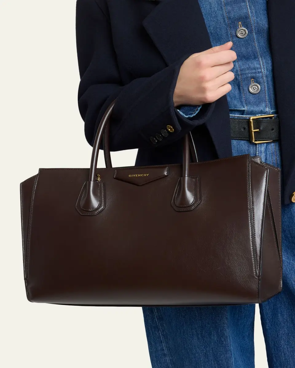 Givenchy Antigona Top-Handle Bag in Leather | Thumbnail 2 Givenchy Antigona Top-Handle Bag in Leather | Thumbnail 2