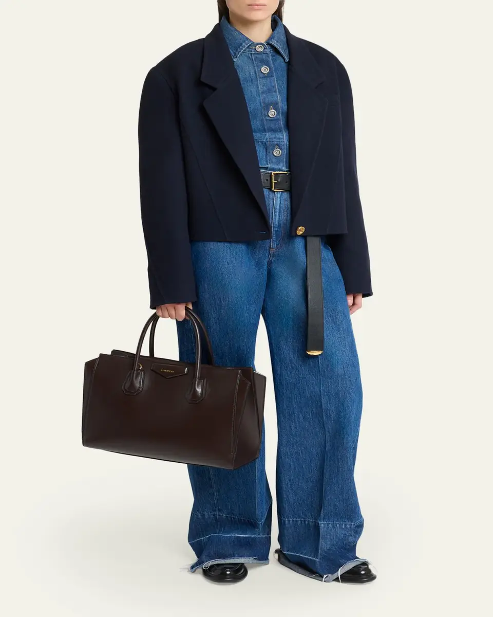 Givenchy Antigona Top-Handle Bag in Leather | Thumbnail 5 Givenchy Antigona Top-Handle Bag in Leather | Thumbnail 5