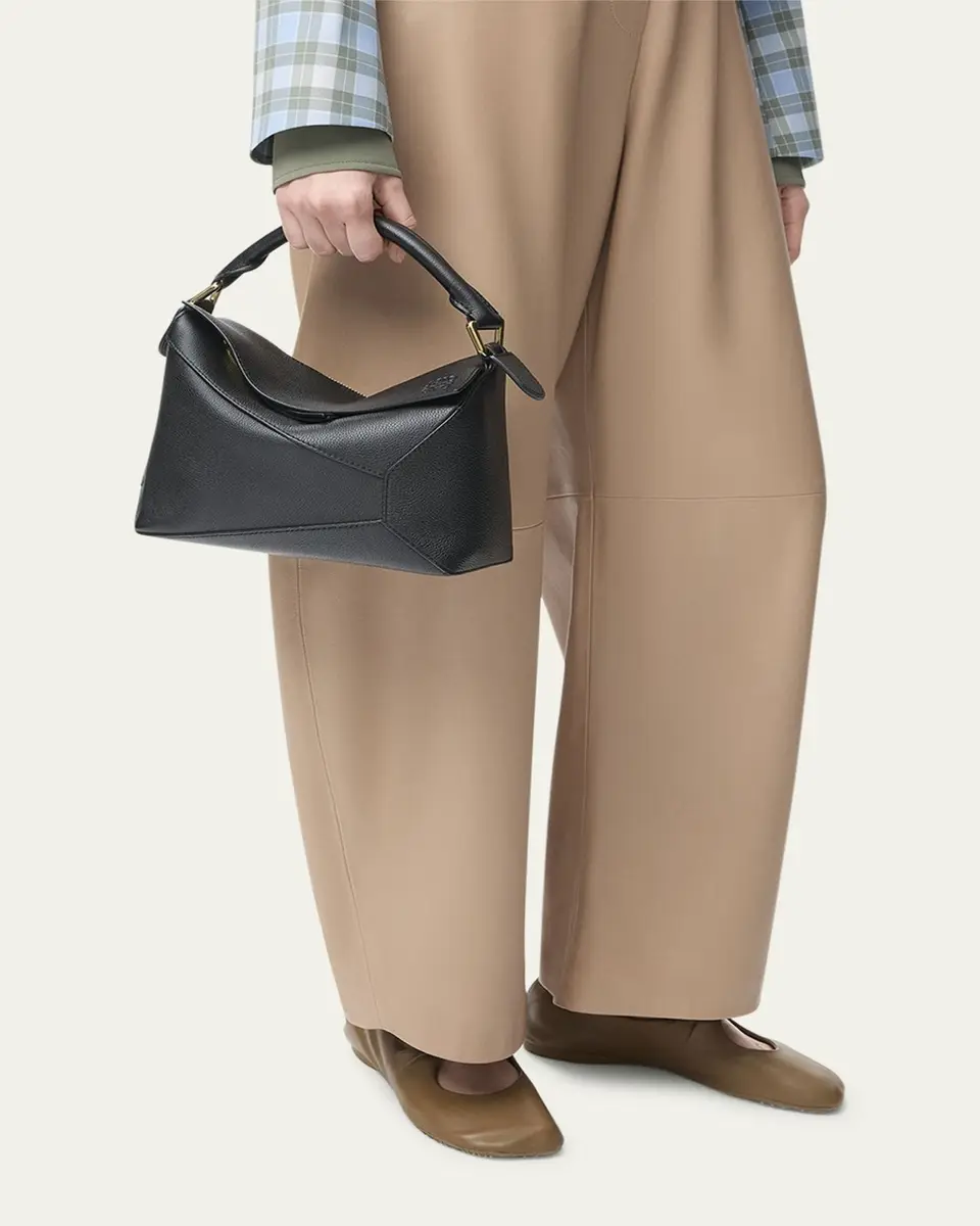 Loewe Puzzle Edge Small Top-Handle Bag in Grain Leather | Thumbnail 2 Loewe Puzzle Edge Small Top-Handle Bag in Grain Leather | Thumbnail 2
