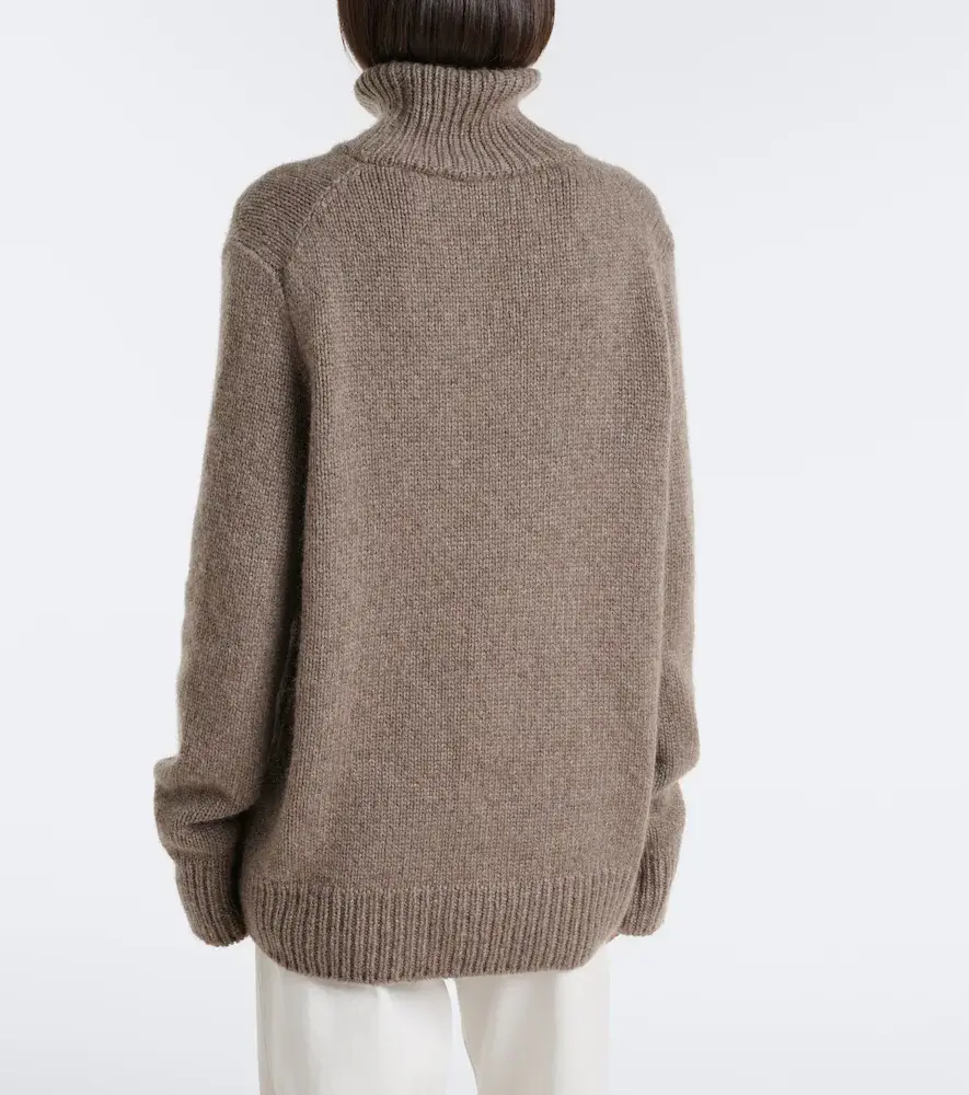 The Row Plira cashmere turtleneck sweater | Thumbnail 2 The Row Plira cashmere turtleneck sweater | Thumbnail 2