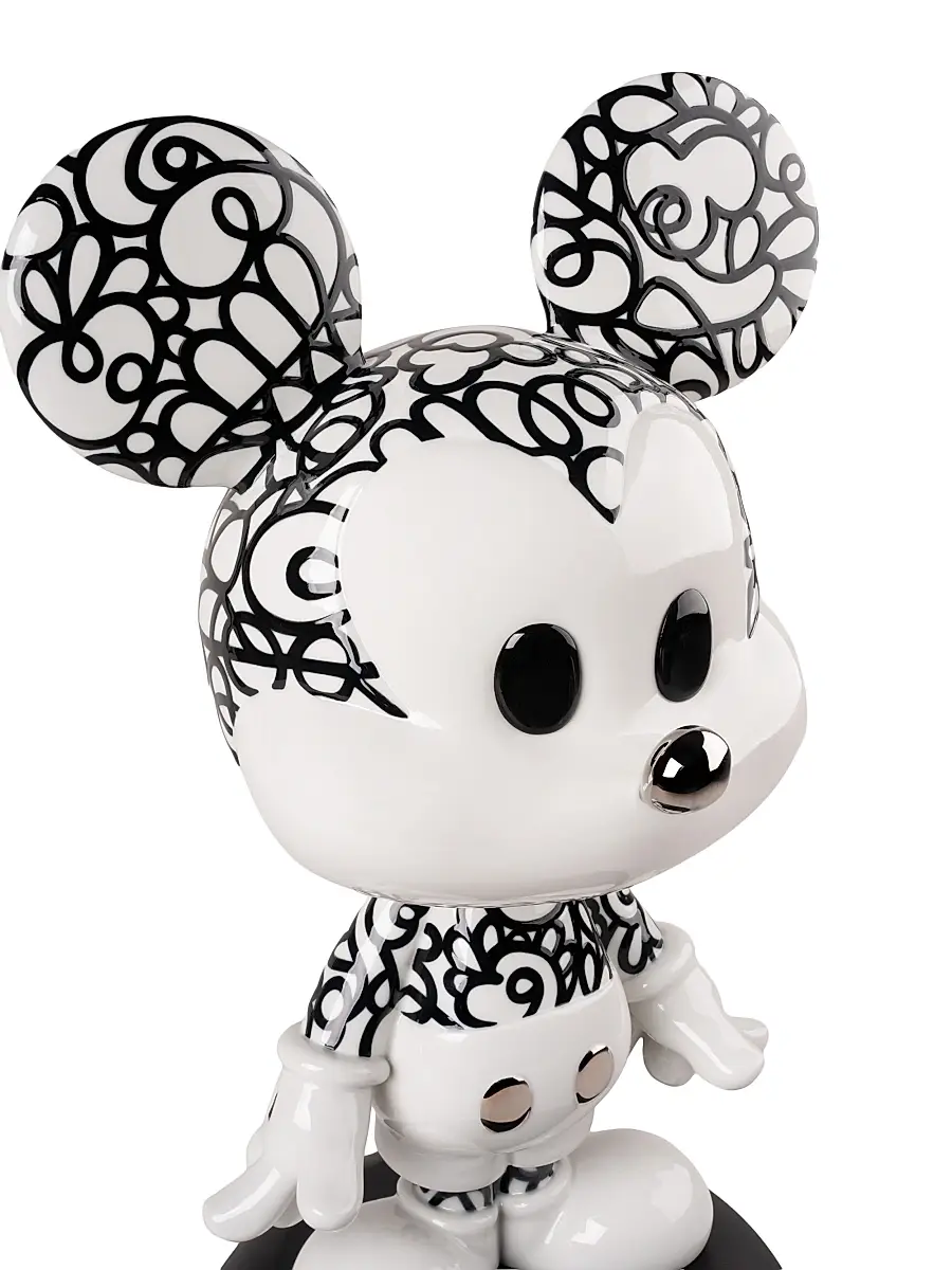 Lladro Doodle Mickey Porcelain Sculpture | Thumbnail 4