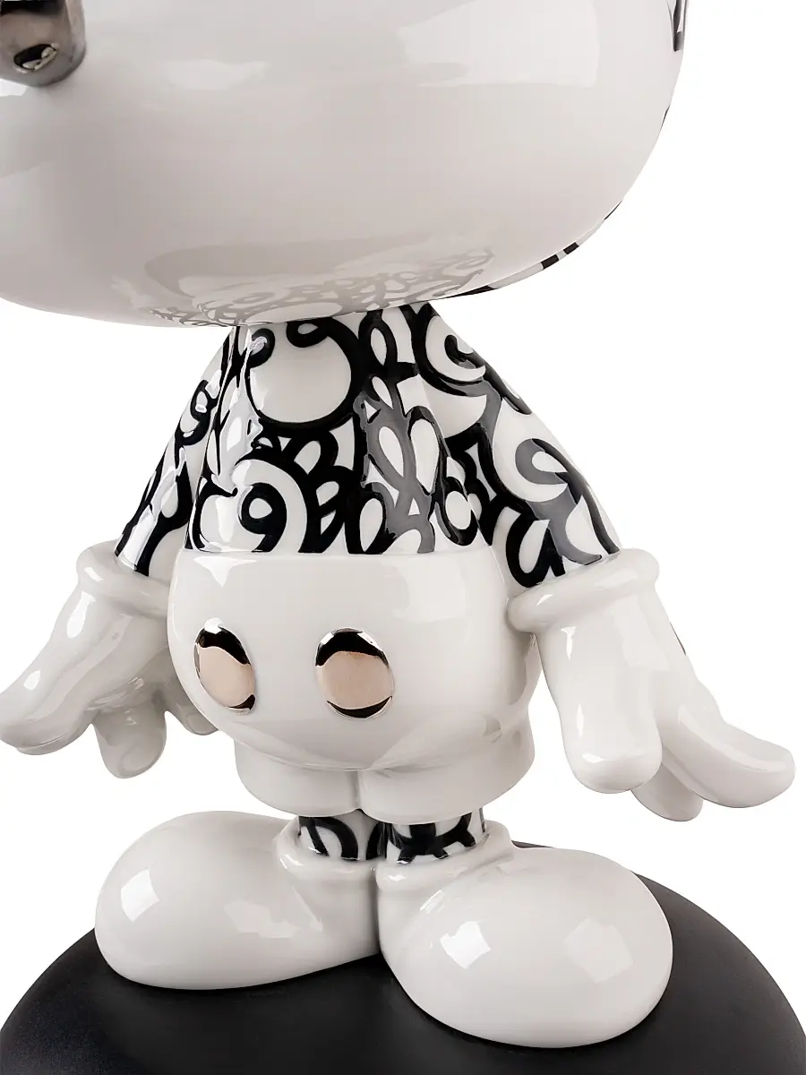 Lladro Doodle Mickey Porcelain Sculpture | Thumbnail 5