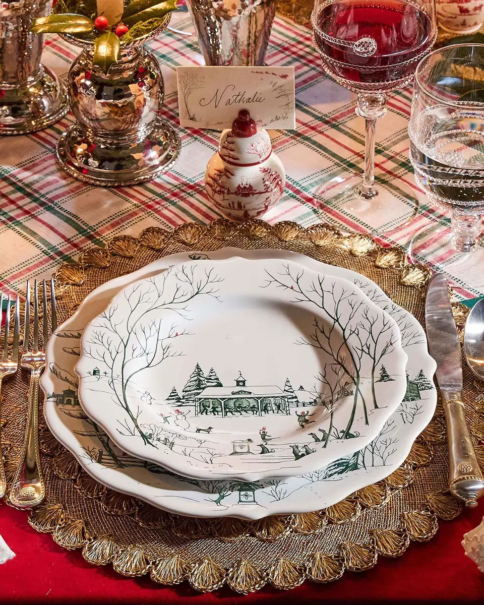 Juliska Country Estate Winter Frolic Dinner Plate - Evergreen | Thumbnail 3 Juliska Country Estate Winter Frolic Dinner Plate - Evergreen | Thumbnail 3